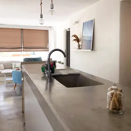 Koukounari Paros * Naousa (Paros)