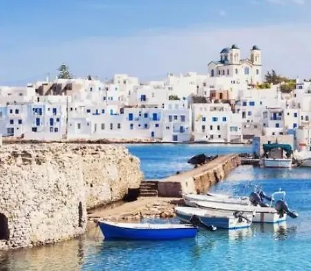 Koukounari Paros * Naousa (Paros)